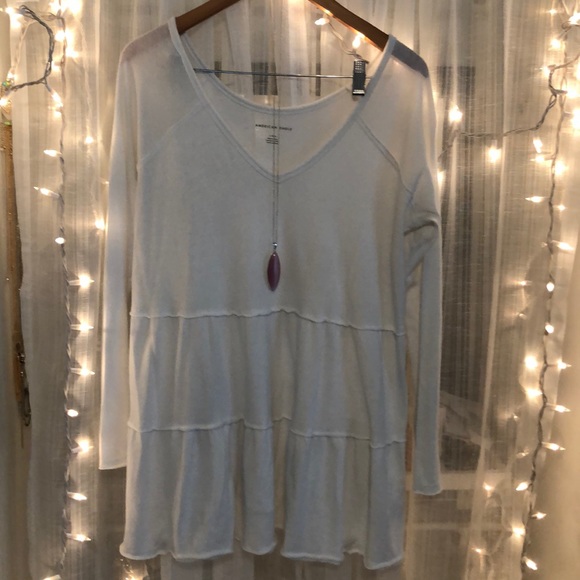 V neck tunic top - Picture 2 of 3